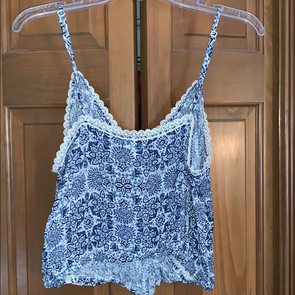 Garage - cropped tank - Picture 2 of 4